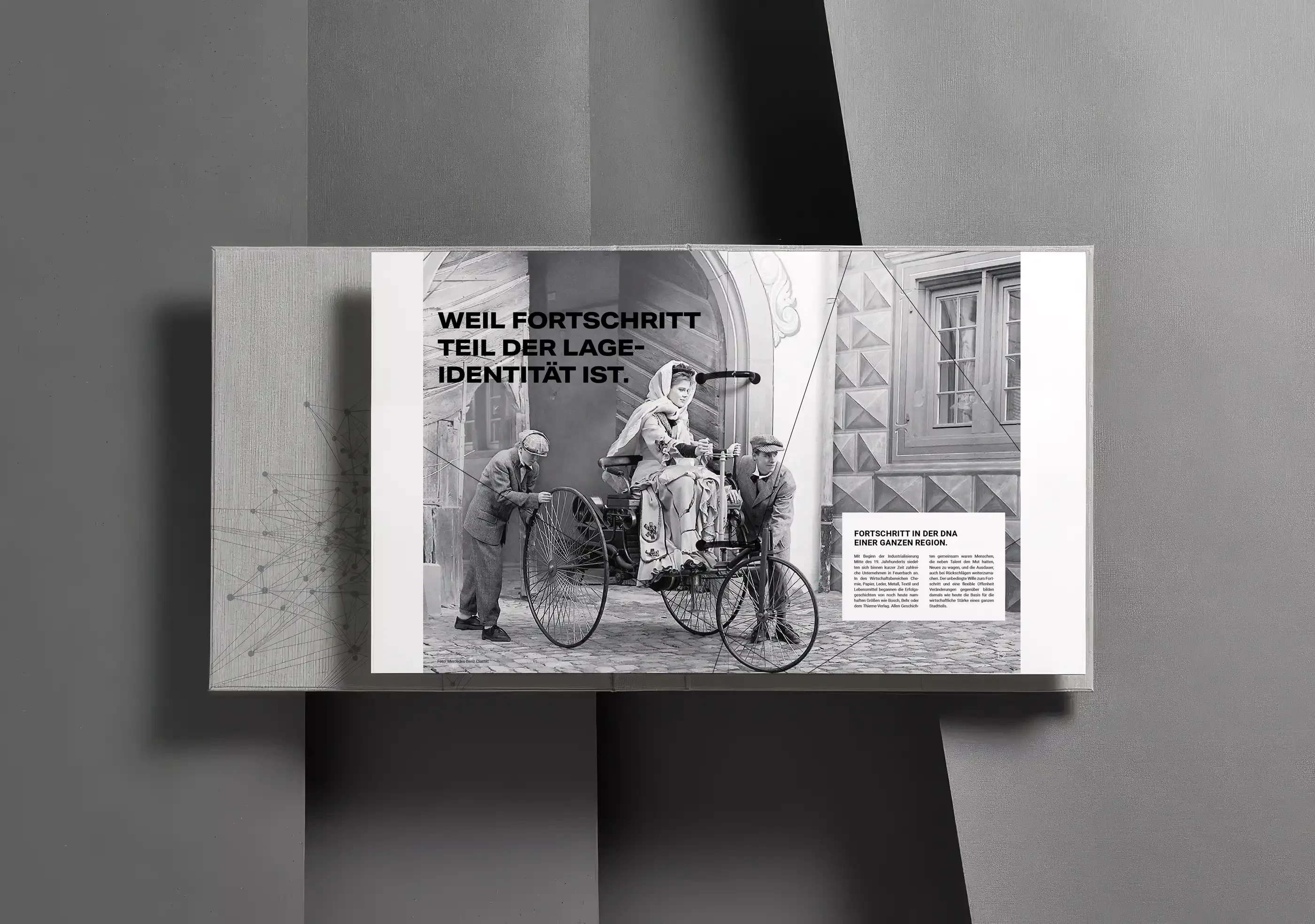 Aufgeschlagenes LINC-Book mit Doppelseite