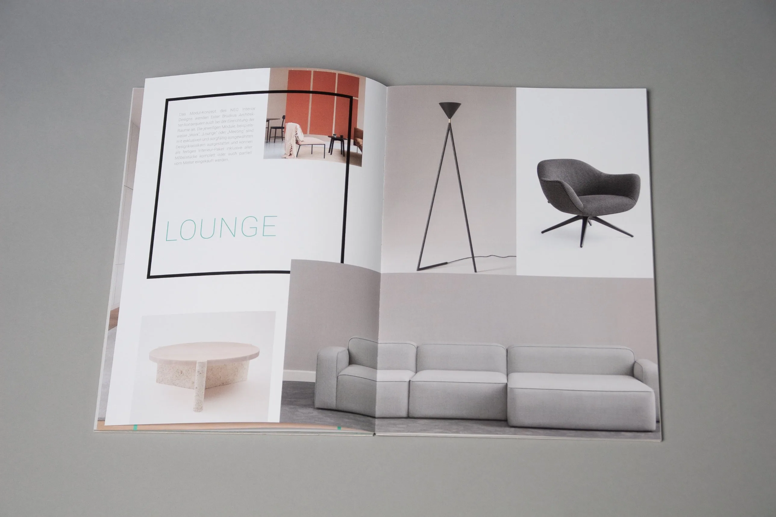 Doppelseite Lounge mit Möbeln